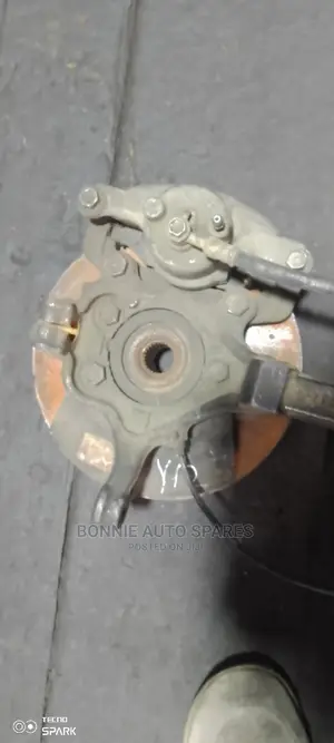 Nissan Wingroad Y12 Hub