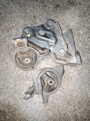 Honda Life Engine/ Gearbox Mount