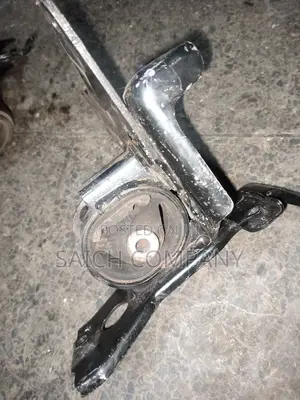 Honda Life Engine/ Gearbox Mount