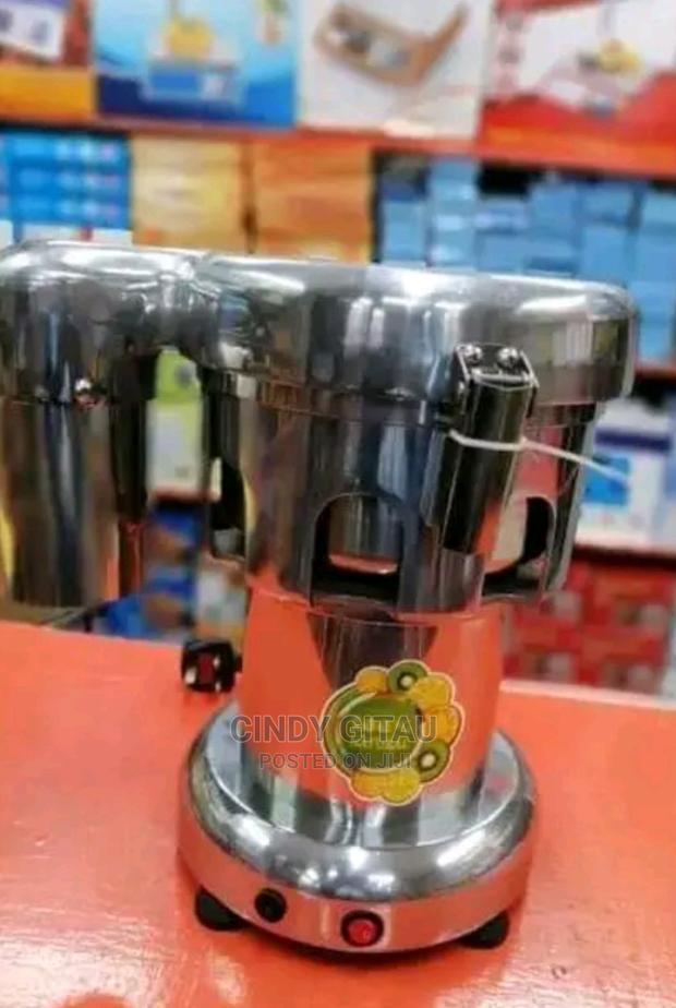 A Commercial Juicer
