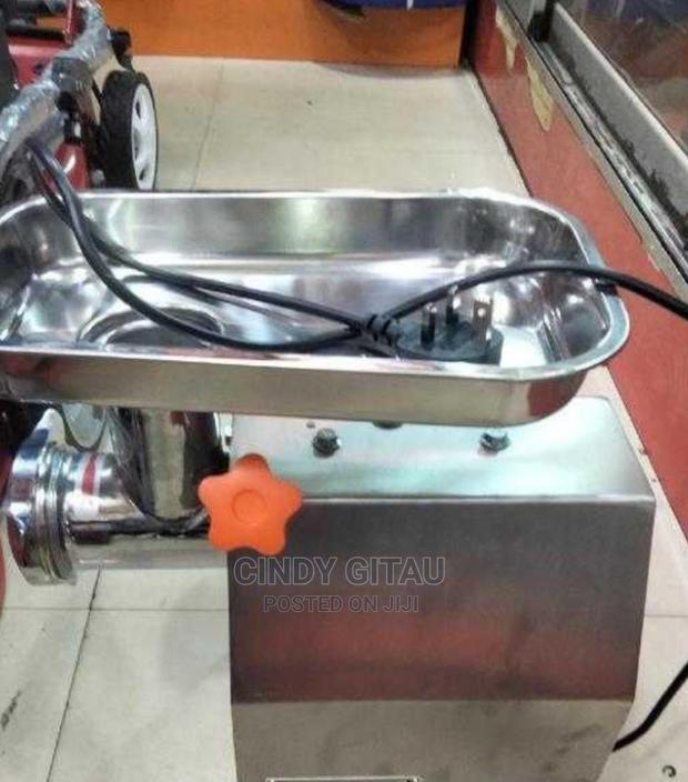 Electric Meat Mincer M12