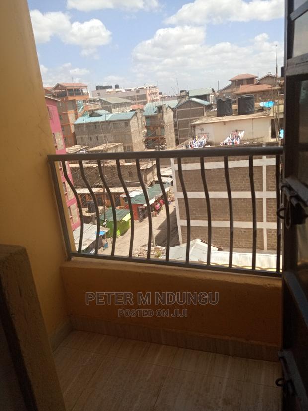 Modern One Bedrooms With Balconies - thumbnail 5