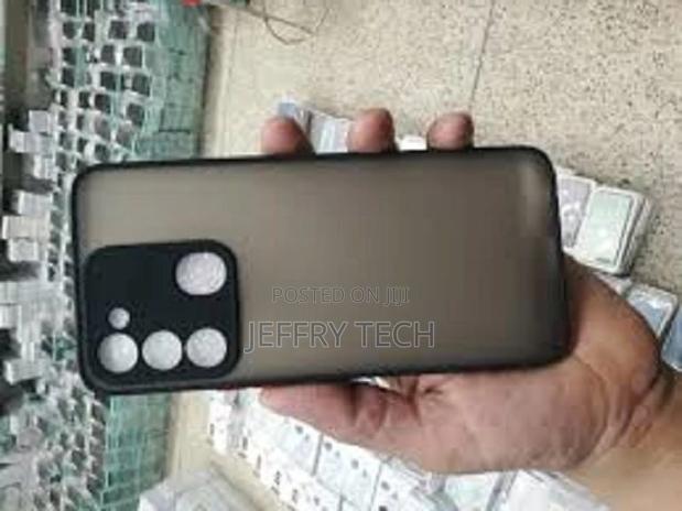 Tecno Spark 8C Camera Protection Smoke Case Matte Finish Mob - thumbnail 3