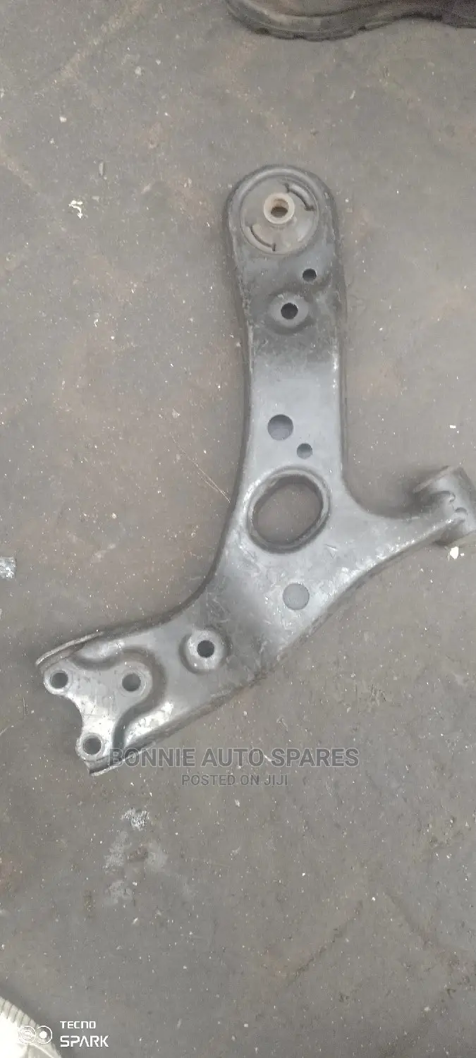 Toyota Auris Arm