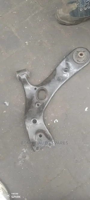Toyota Auris Arm