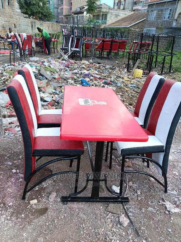 Restaurant Set of Executive Chairs and Table