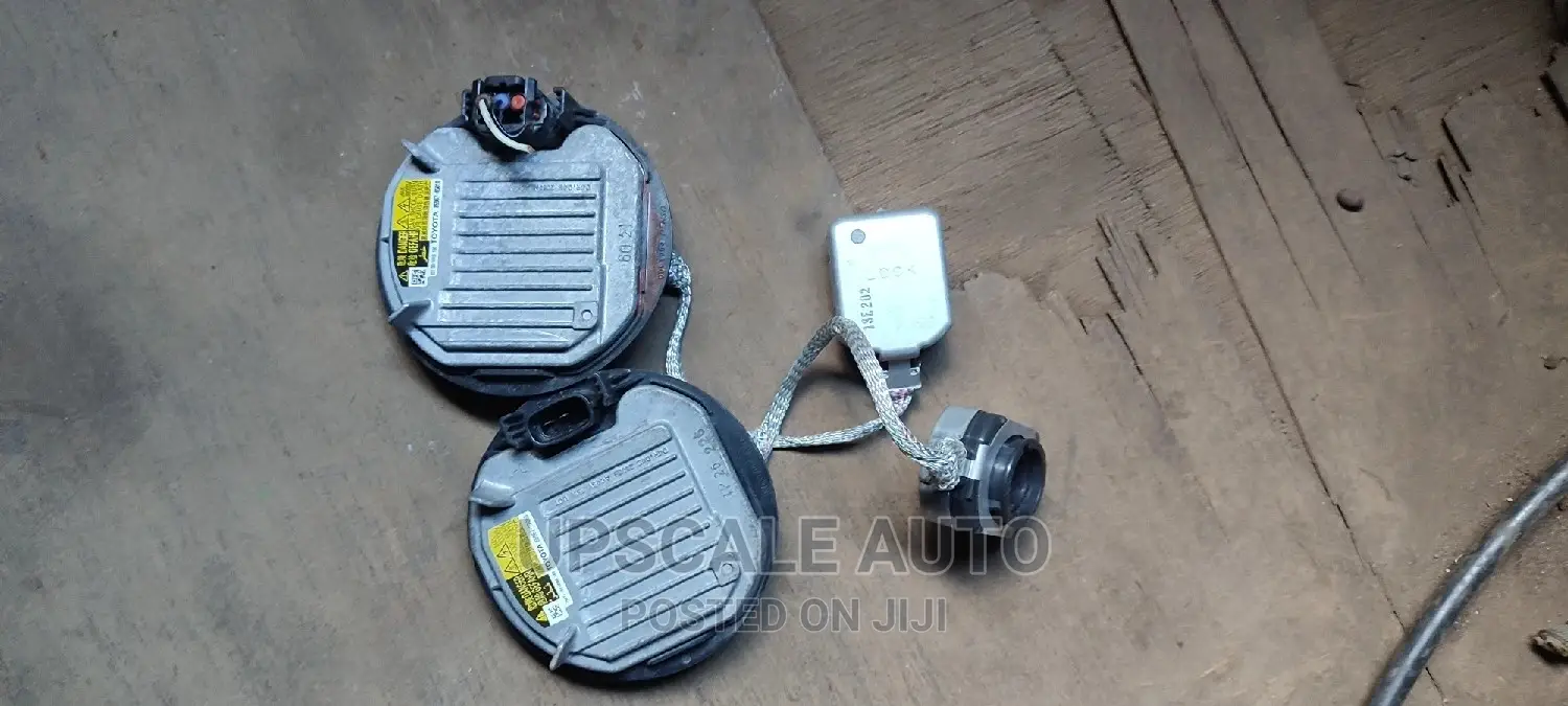Headlight Computer Toyota Vitz, Subaru,Ractis