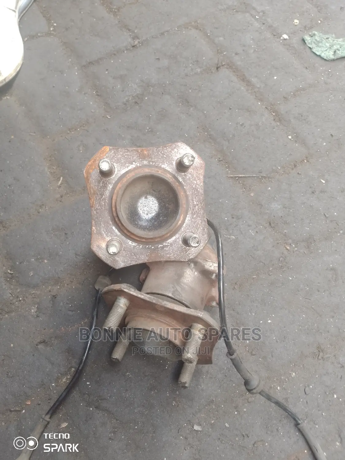Nissan Tiida Rear Hub
