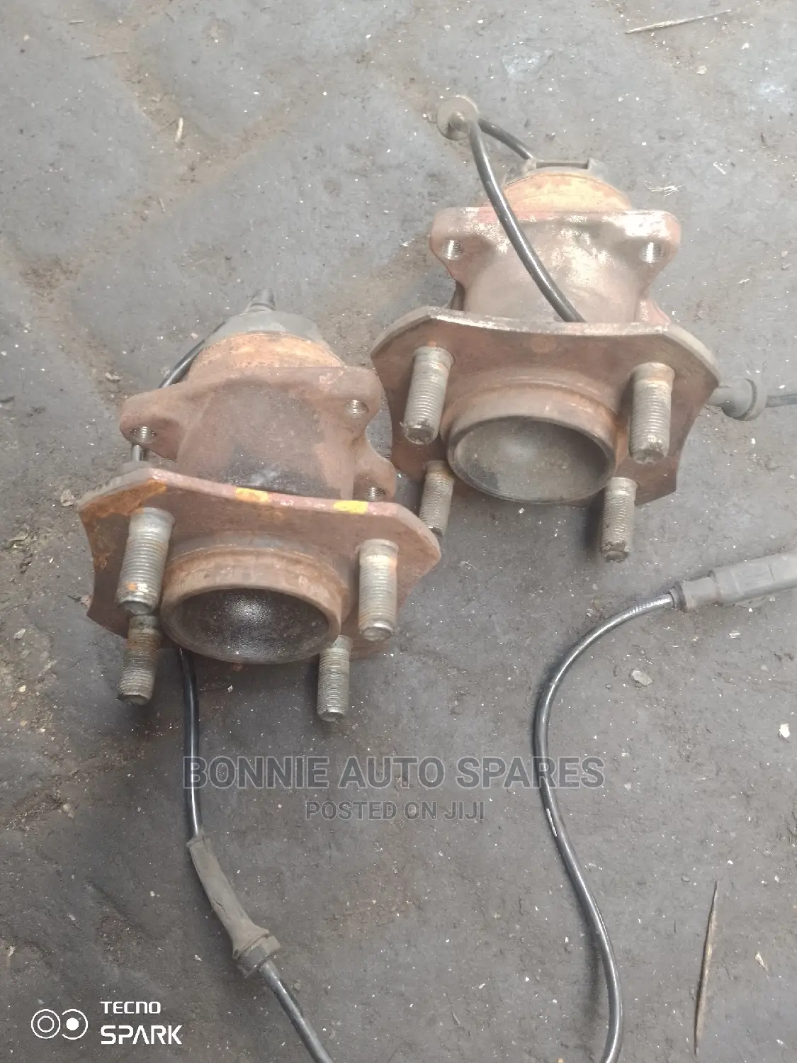 Nissan Tiida Rear Hub