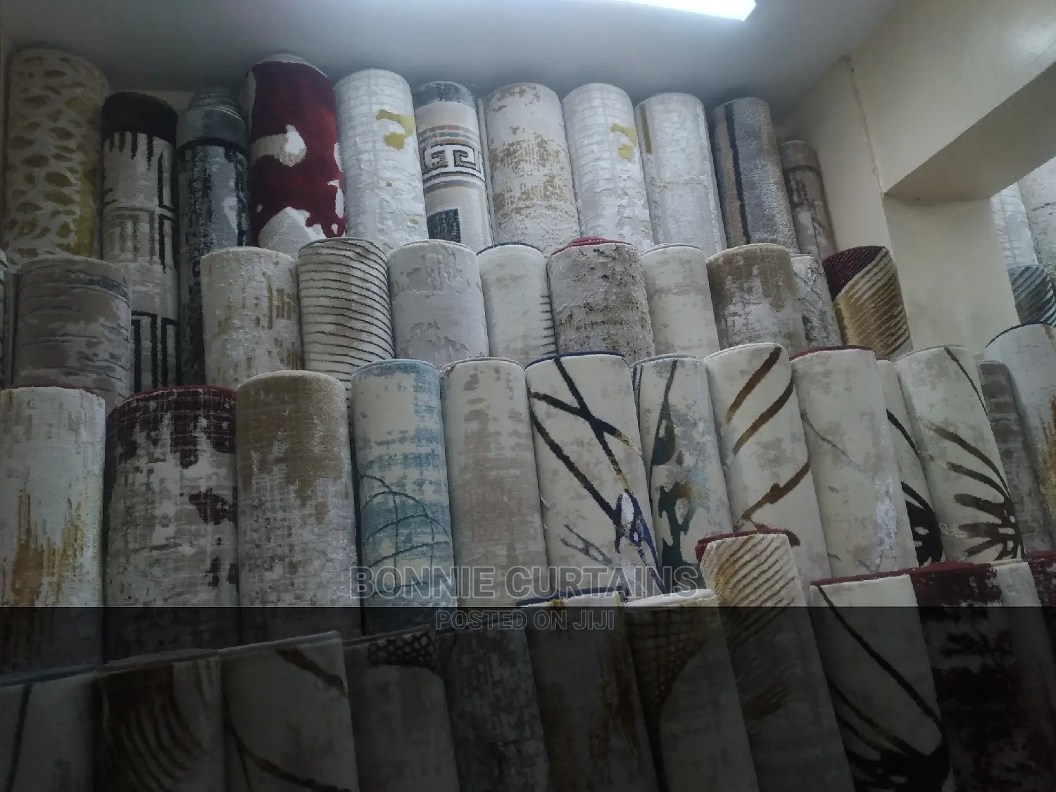 Carpets and Curtains on Sale in Affordable Prices