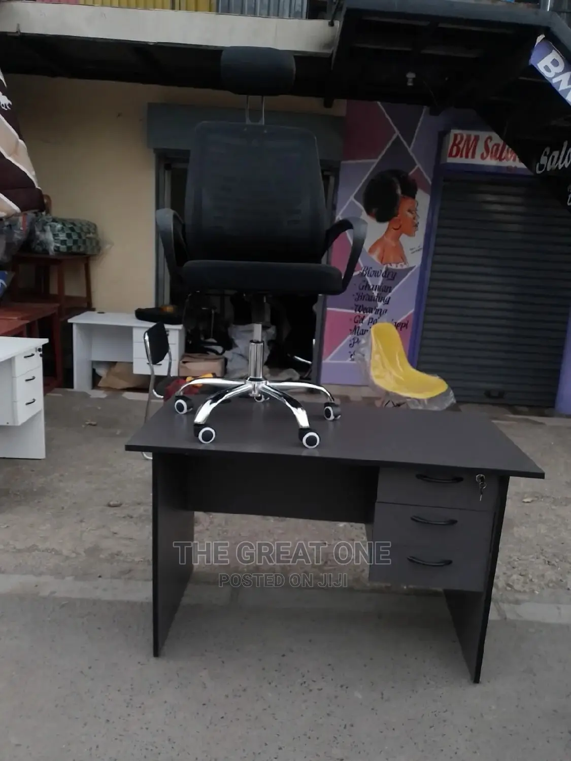 Office Desk and Headrest Office Chair