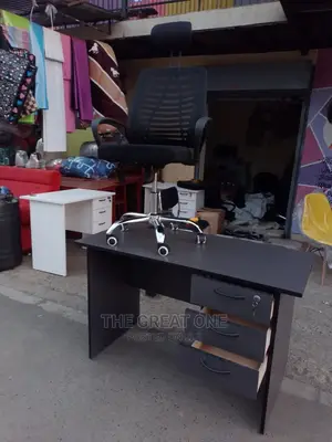 Office Desk