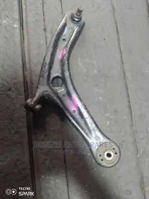 Mazda Demio Arm
