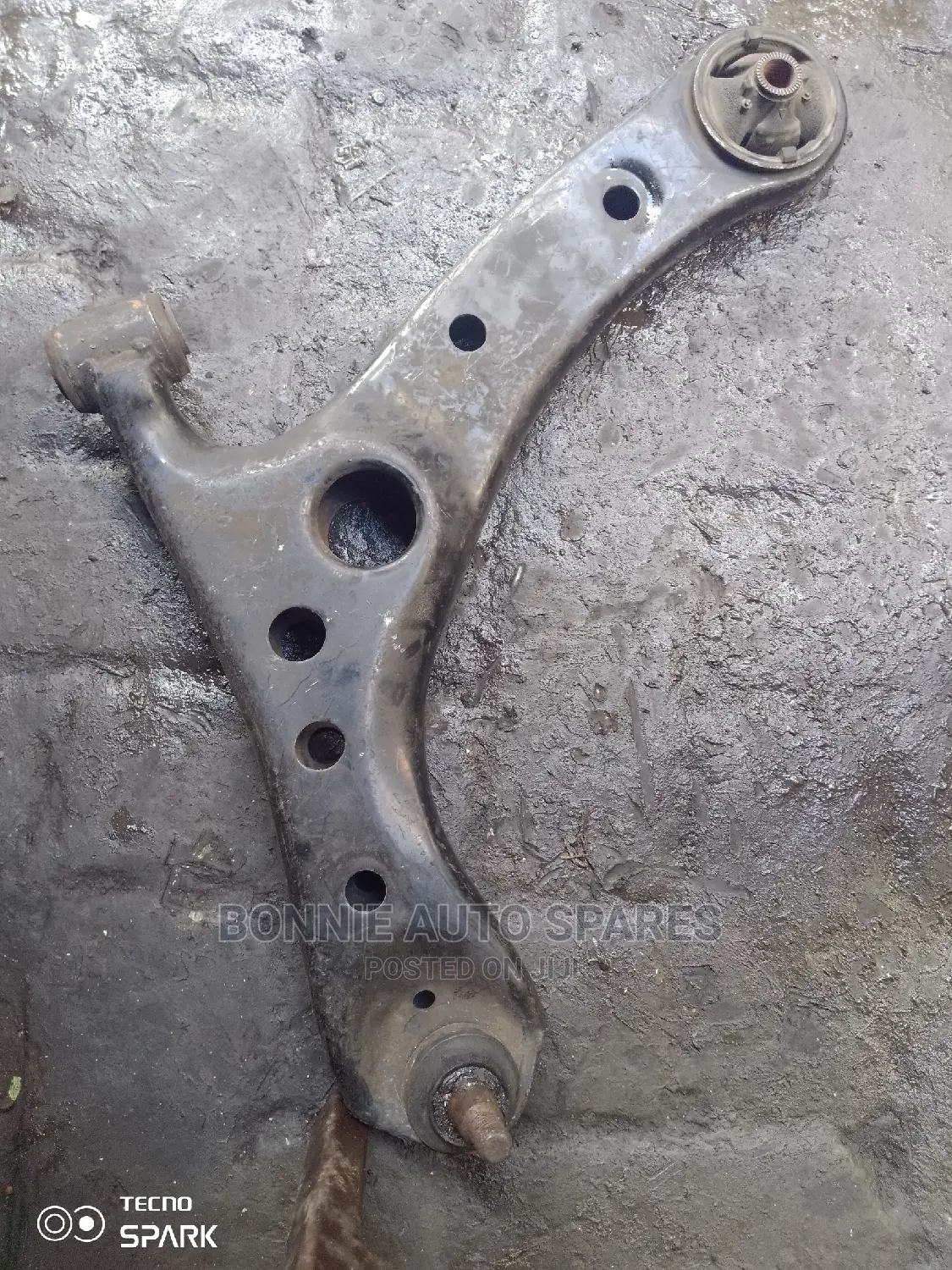 Toyota ISIS Arm