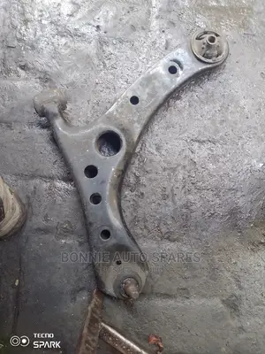 Toyota ISIS Arm