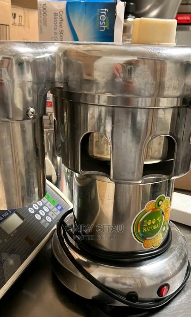 Restocked Commercial Juicer - main view