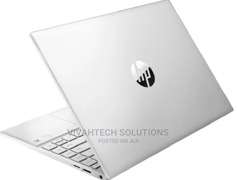New Laptop HP Pavilion 13 16GB AMD Ryzen 7 SSD 1T