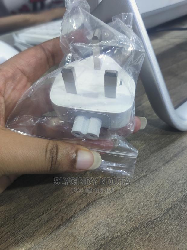 Original Adapter for Macbok Charger - main view