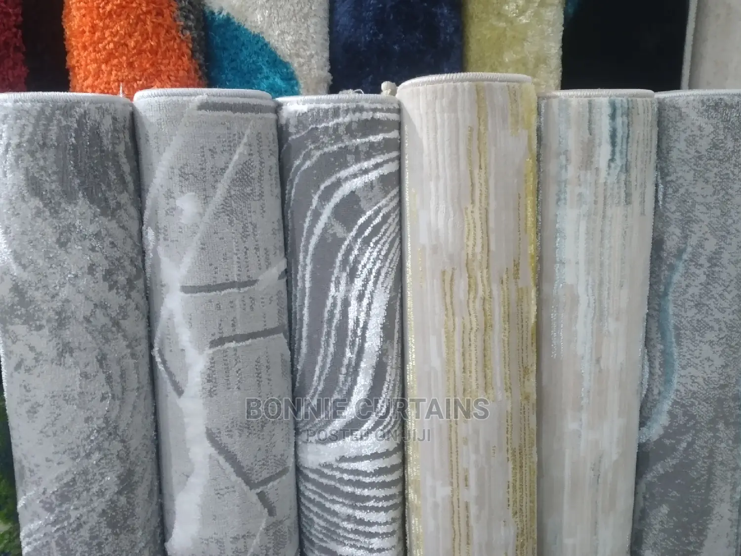 Curtains Carpets on Sell in Affordable Prices