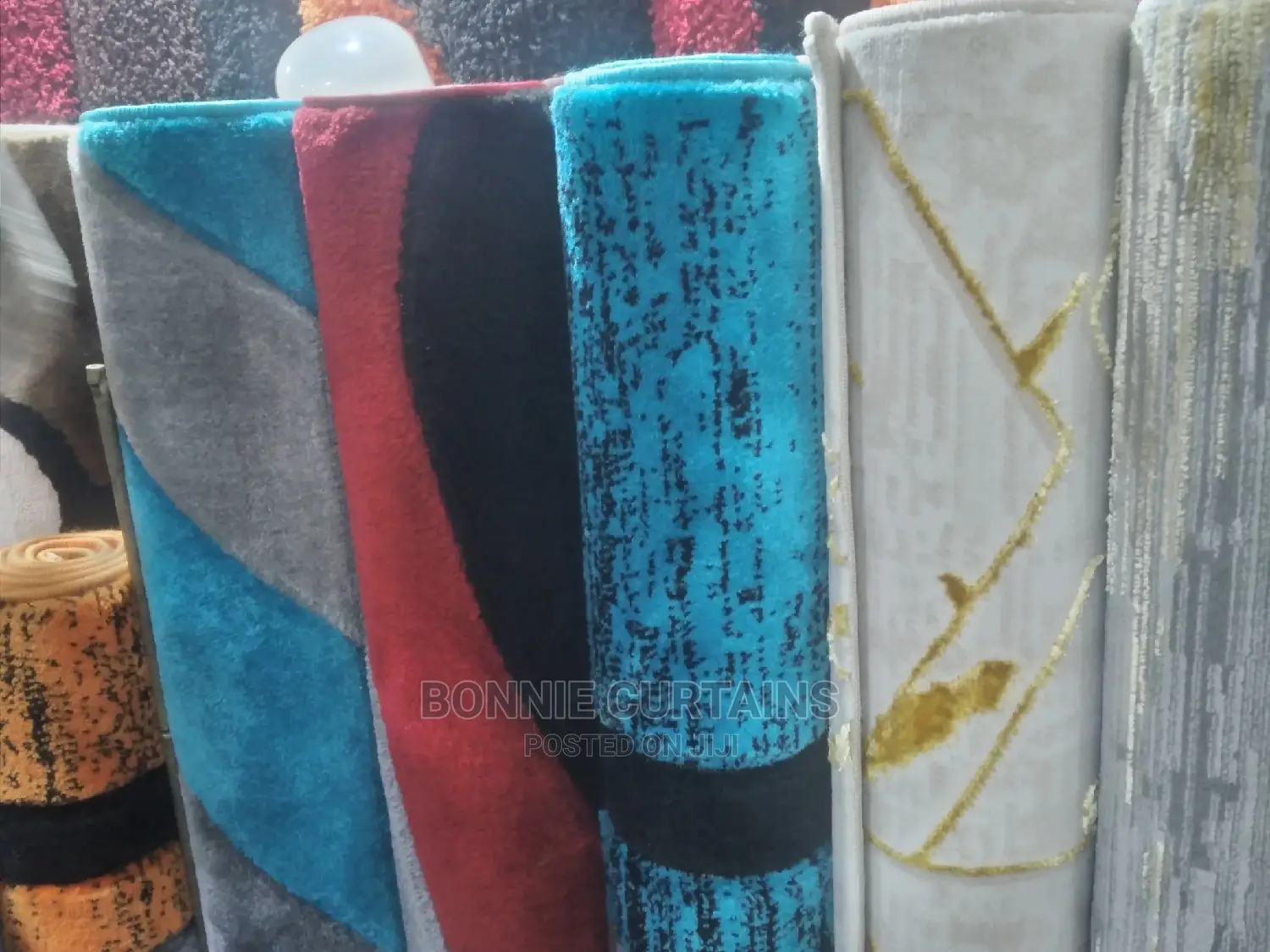 Curtains Carpets on Sell in Affordable Prices