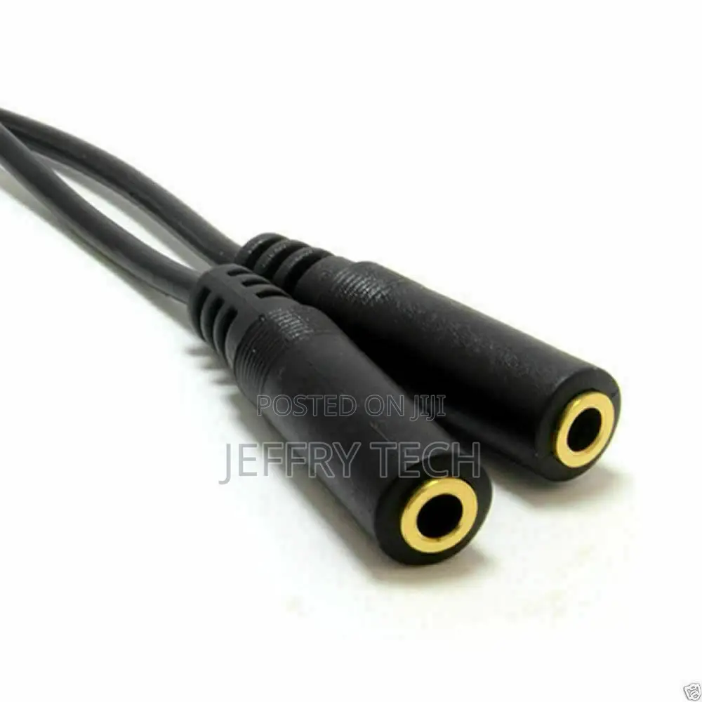 Black 3.5mm Stereo Earphone Headphone Jack Adaptor Splitter