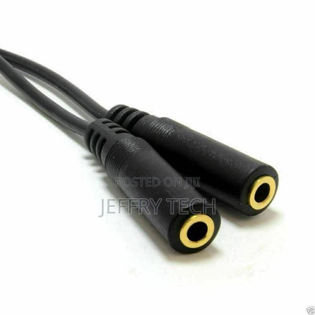 Black 3.5mm Stereo Earphone Headphone Jack Adaptor Splitter - thumbnail 3