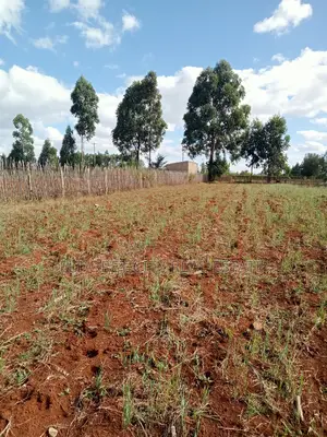 One Acre Kapseret Ideal for Residential