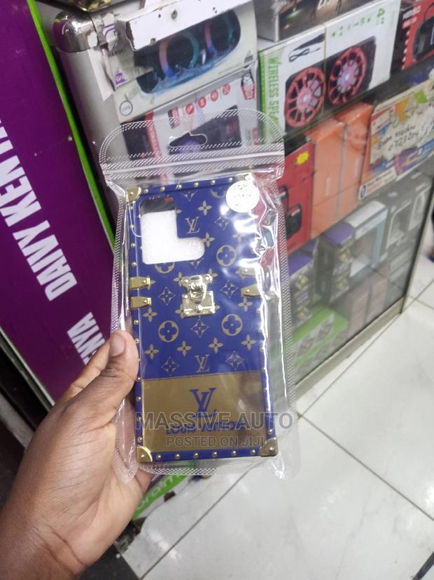 New Lv Phone Back Cover Available - thumbnail 2