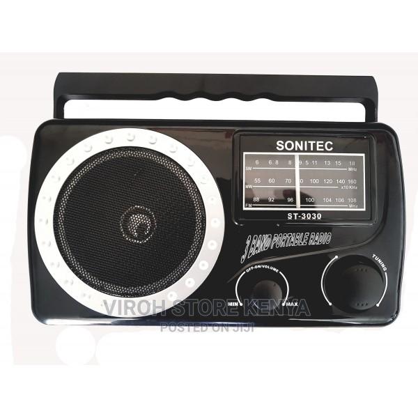Caston St-3030 - Portable Fm/Am/Sw 3 Band Radio - Bl­­Ack