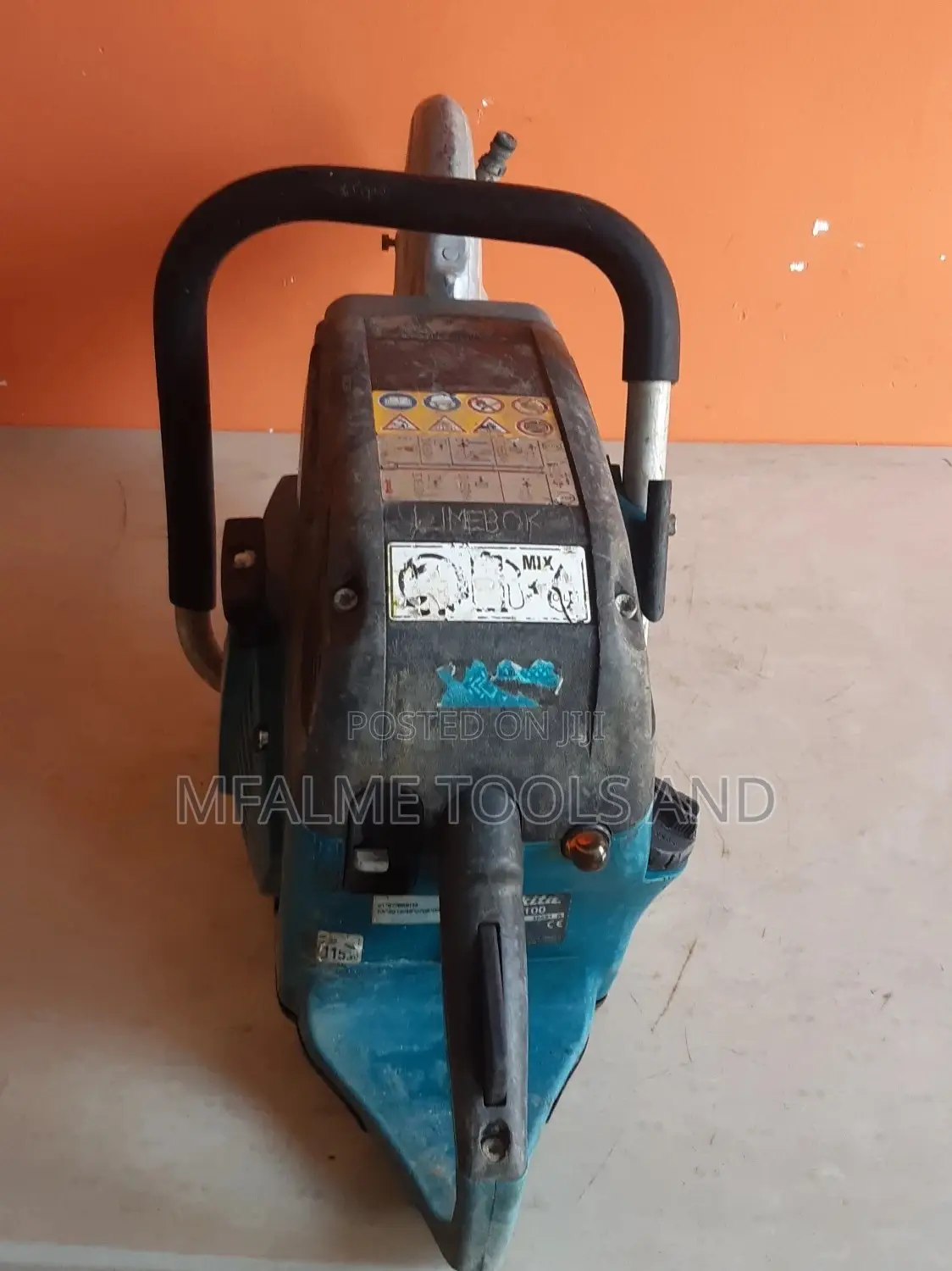 Concrete/Tamac Cutter- Genuin Makita Petrol Engine 14" Ex-uk