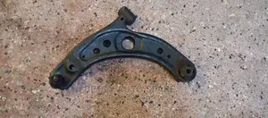 Toyota Passo Arms