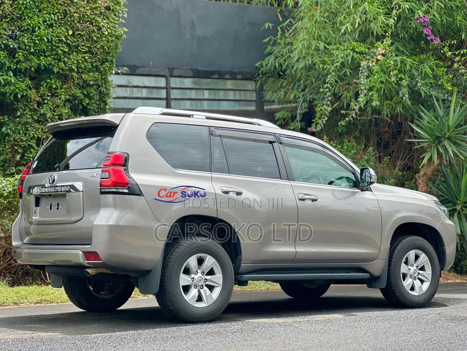 Toyota Land Cruiser Prado 2.8 D-4d 2015 Gray