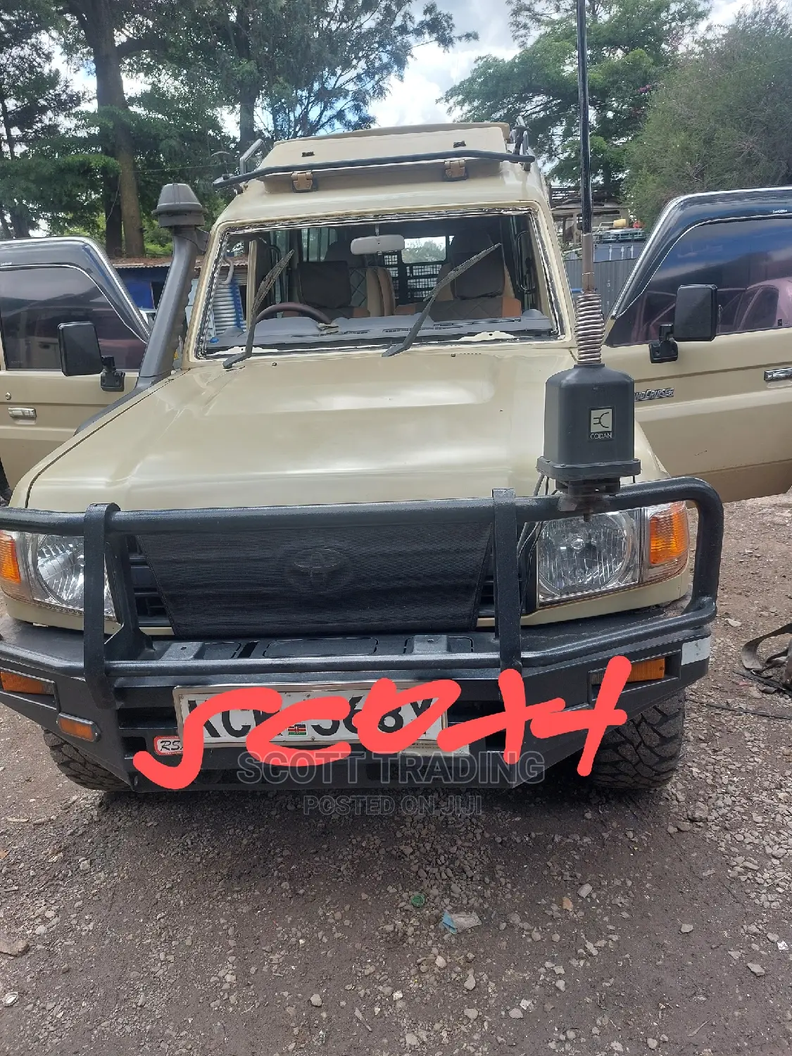 Landcruicer Fj79 Front Windscreen