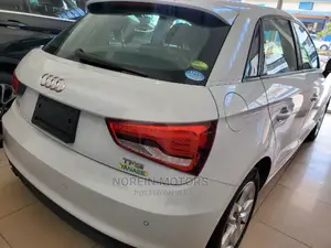 Audi A1 2015 Off White