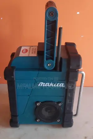 Radio Workshop Makita 12v Ac/Dc Aux Bluetooth Clear Fm Ex-Uk