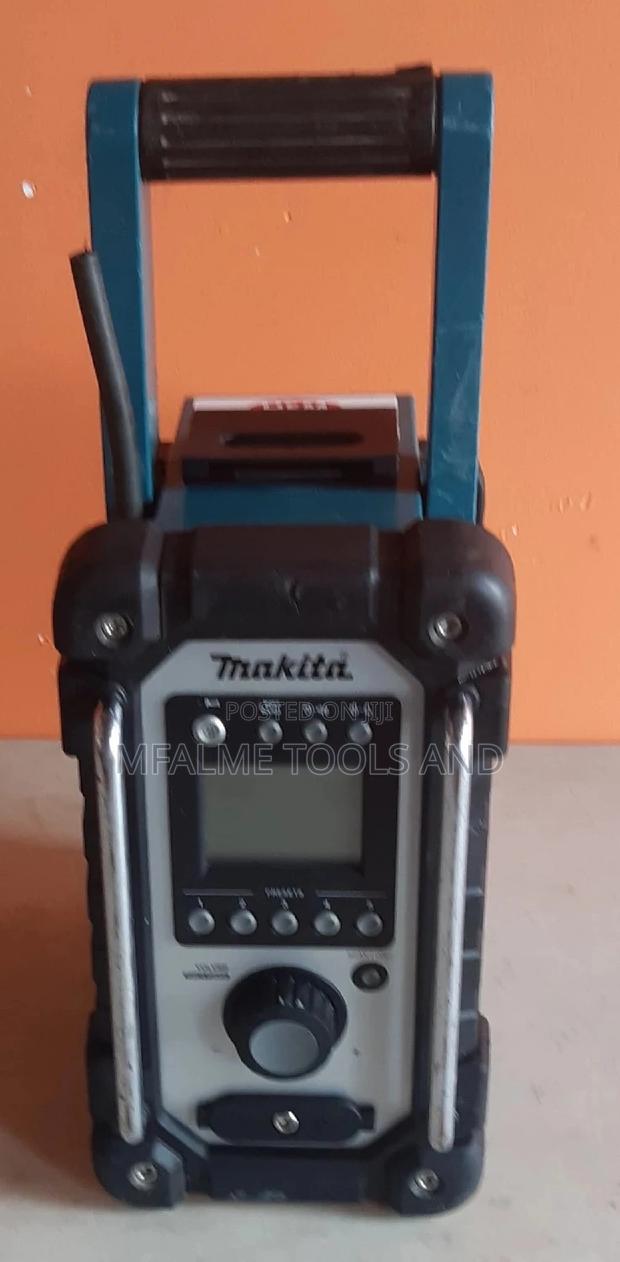 Radio Workshop Makita 12v Ac/Dc Aux Bluetooth Clear Fm Ex-Uk