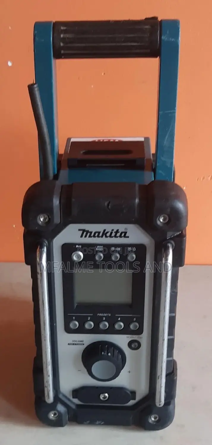 Radio Workshop Makita 12v Ac/Dc Aux Bluetooth Clear Fm Ex-Uk