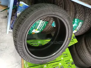 275/40r18 Roadx