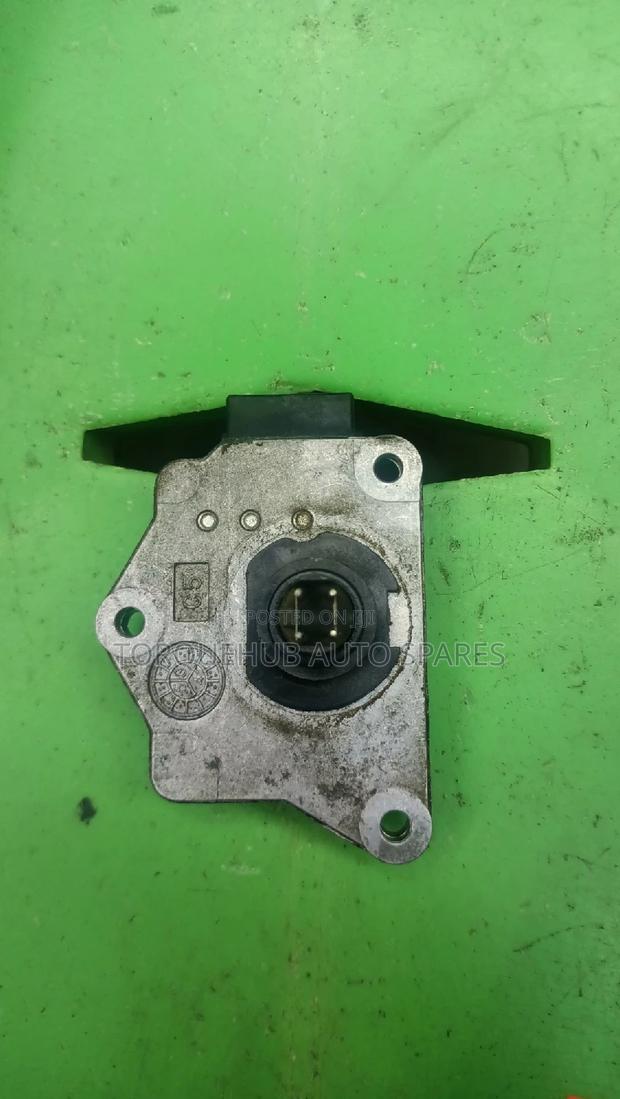 Nissan Hardbody Airflow Sensor - thumbnail 3