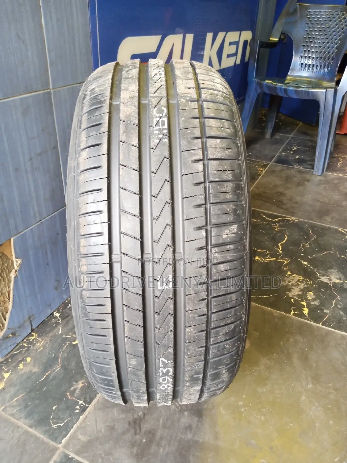 245/45r19 Falken Tyre