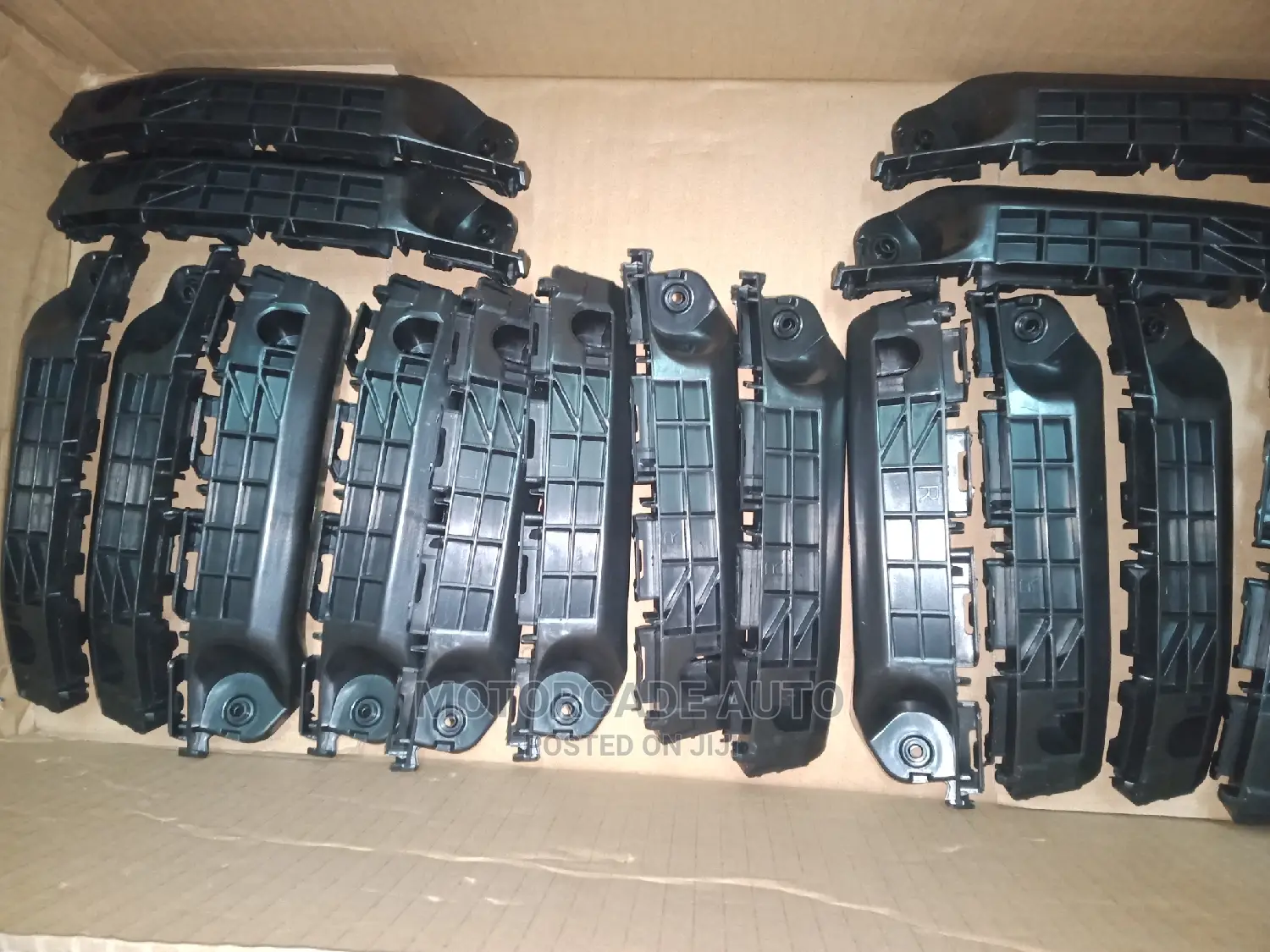 Bumper Slide Toyota Vitz Jewella