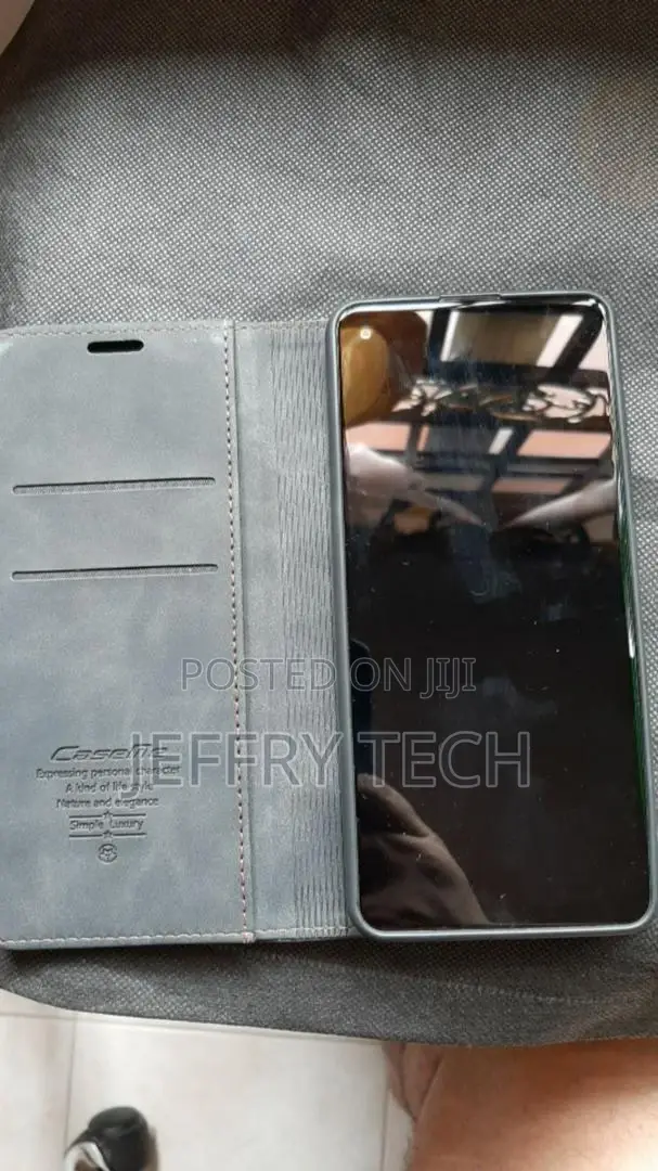 Caseme Magnetic Flip Case for Samsung Galaxy A04S A04 A13 A2
