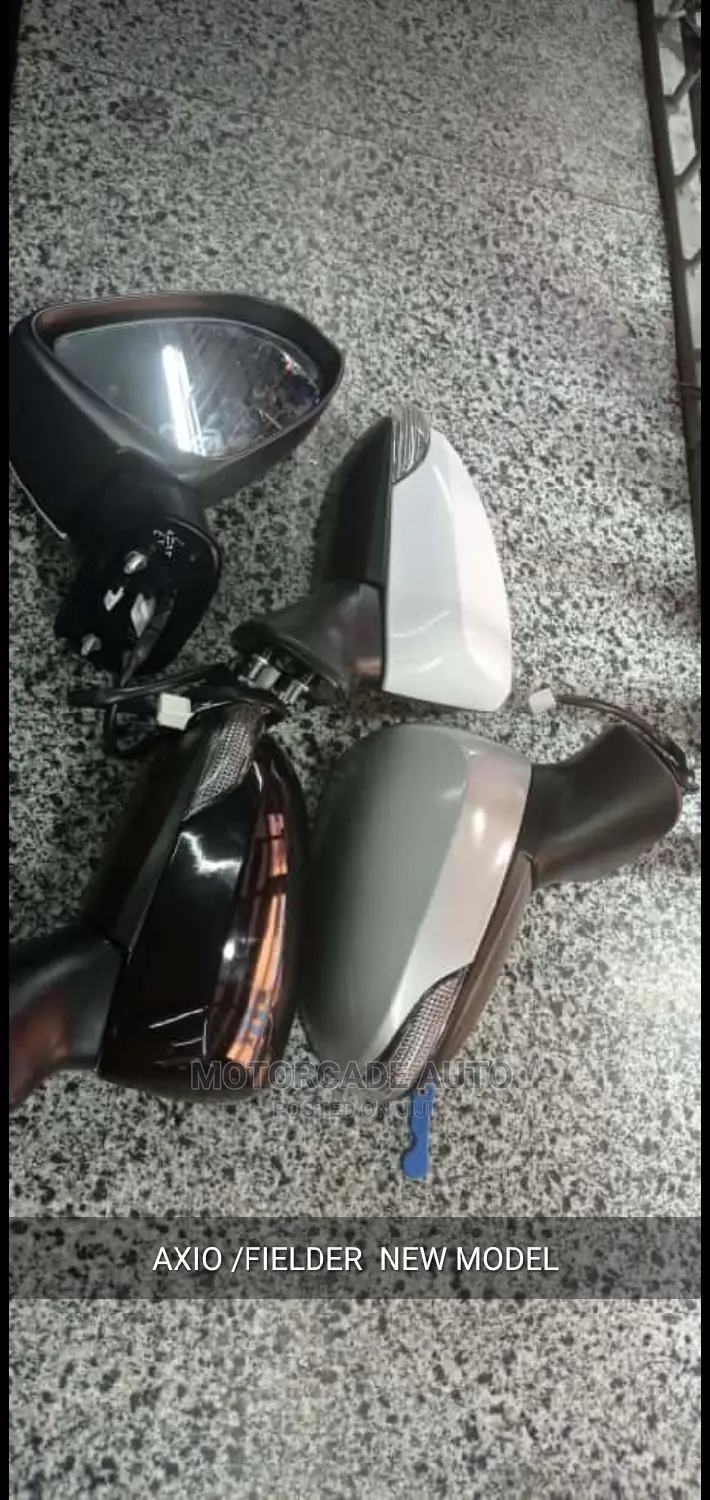 Fielder/Axio Side Mirror 2012+