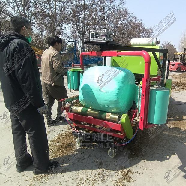 Large Straw Silage Baling Envelop Machine - main view
