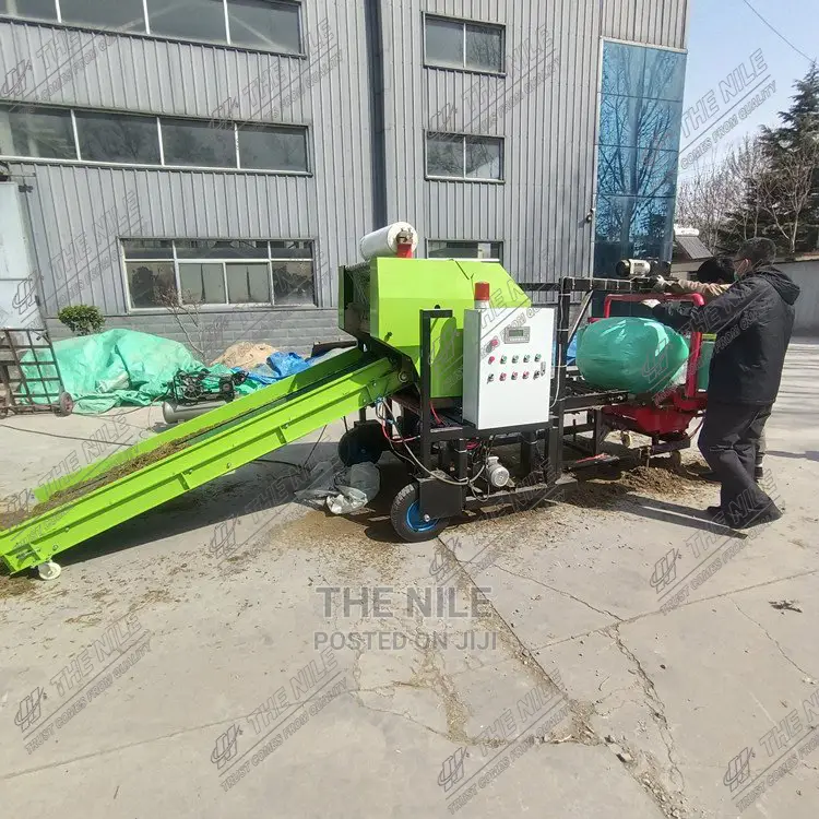 New High Automatic Cattle and Sheep Breeding Straw Baling Ma