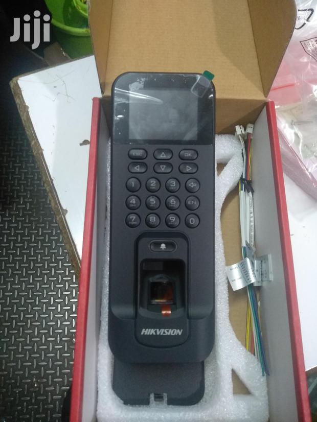 Hikvision Biometric Reader