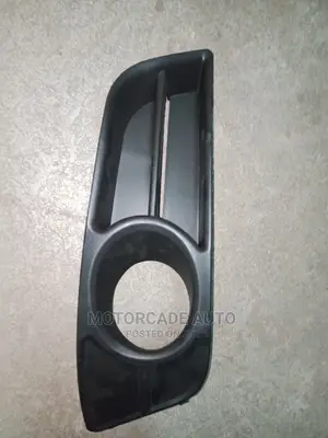 Toyota Runx Fog Light and Covers