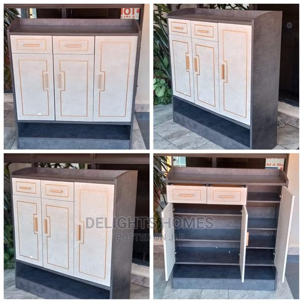 Shoe Cabinet - main view