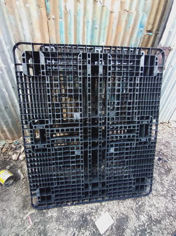 Heavy Duty Plastic Pallets - Size 1.3 by 1.1m ( New) - thumbnail 2