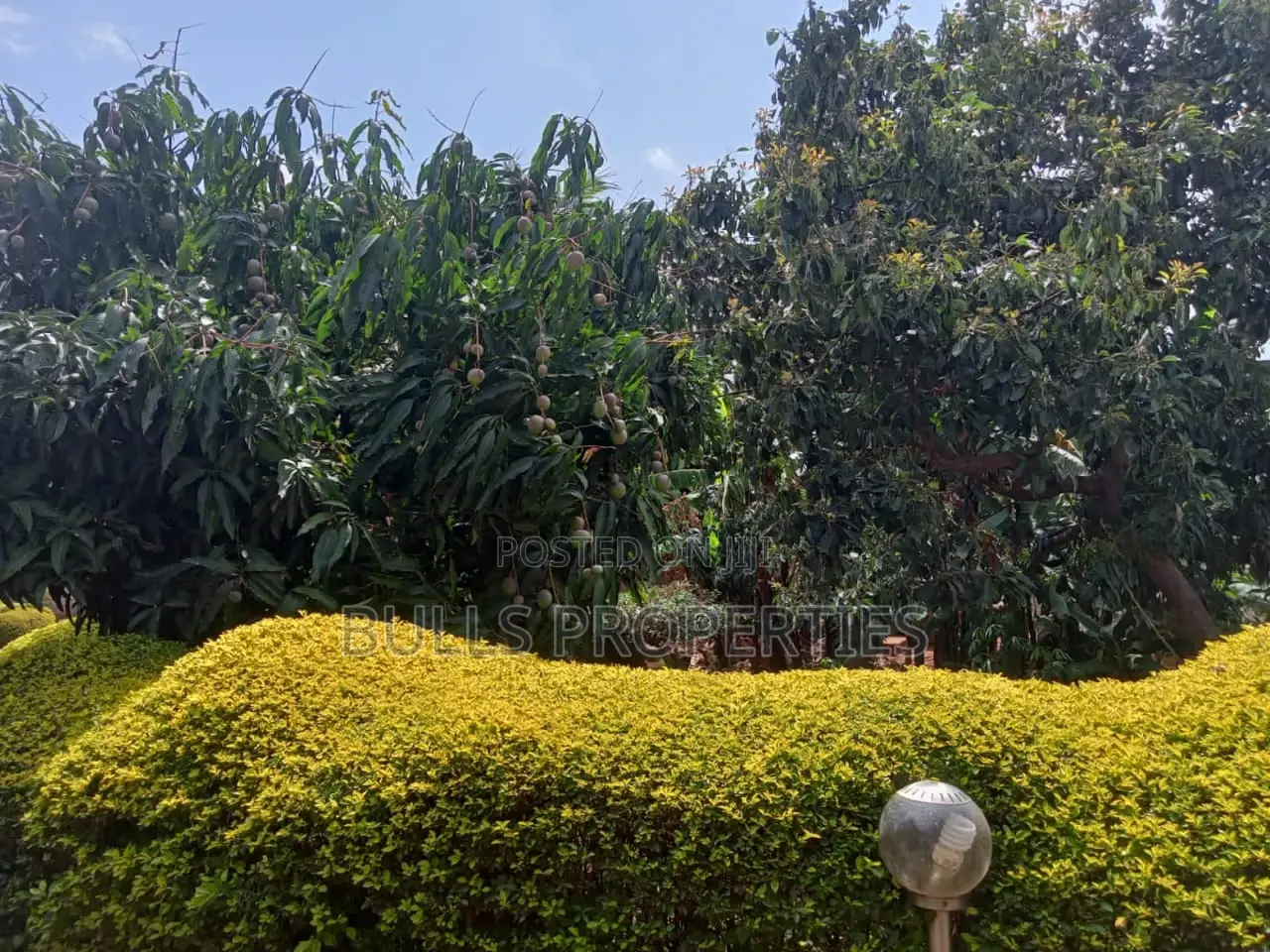 5bdrm Mansion in Garden Estate /Thome for sale